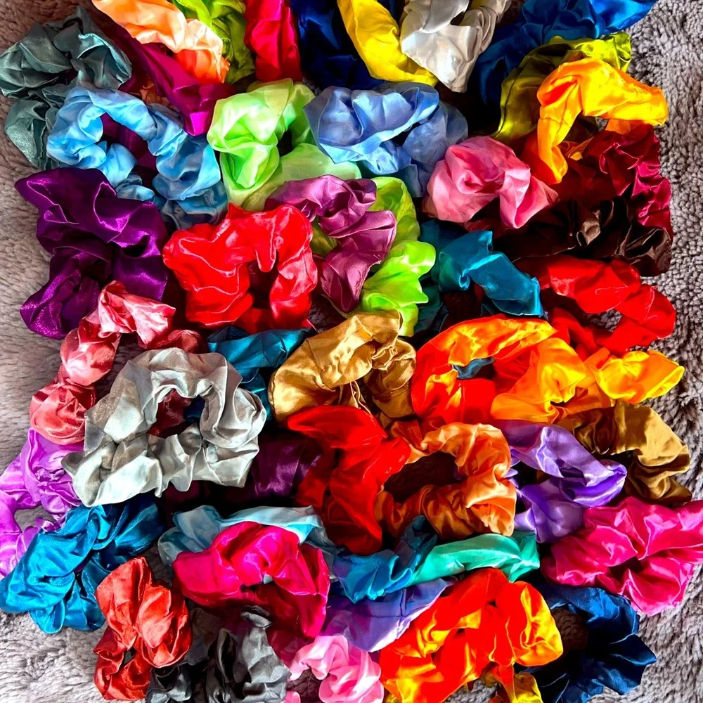 SCRUNCHIES (48) - Picture 1 of 2